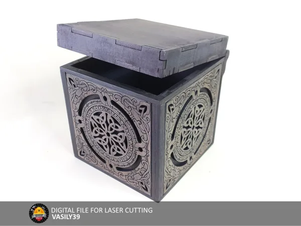 Celtic box 00136