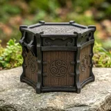 Celtic box 00283 – Celtic box with lid on moss