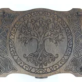 Chest of drawers 00302 – engraved top panel detail