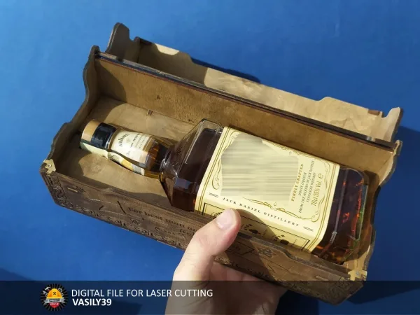 Whiskey gift box 00084