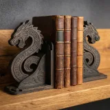 Bookend 00284 – dragon bookends with old books
