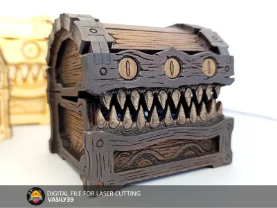 Mimic chest 00257 – mimic chest with teeth, front view