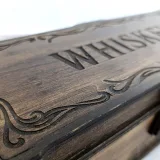 Bottle box 00252 – lid text detail