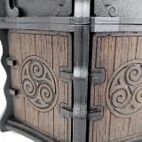 Celtic box 00283 – side panel with glaze finish