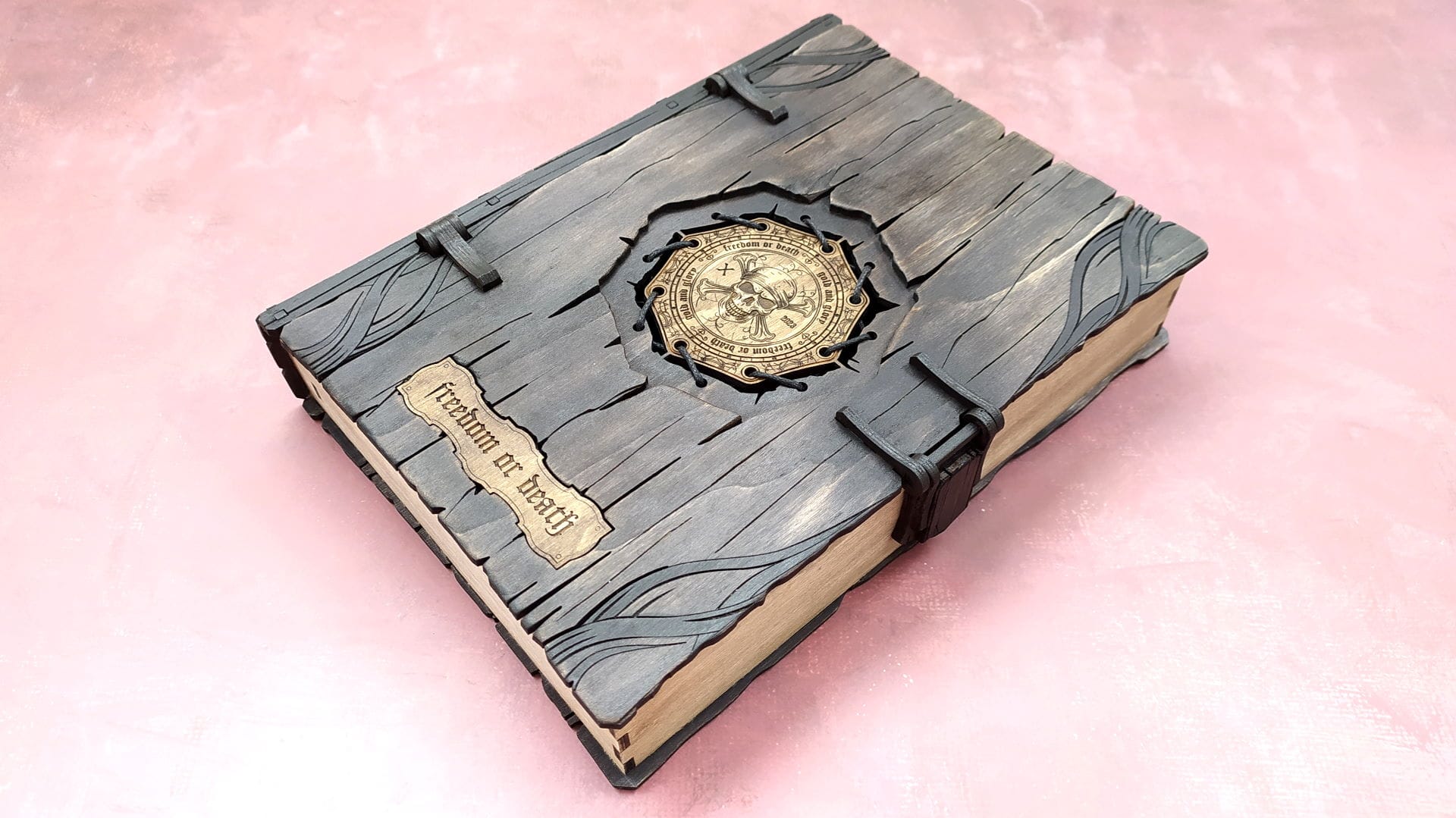 00145_scr_07 Book box 00145