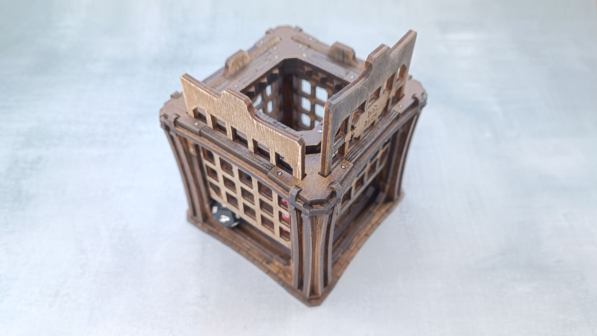 00176_scr_05 Dice jail 00176