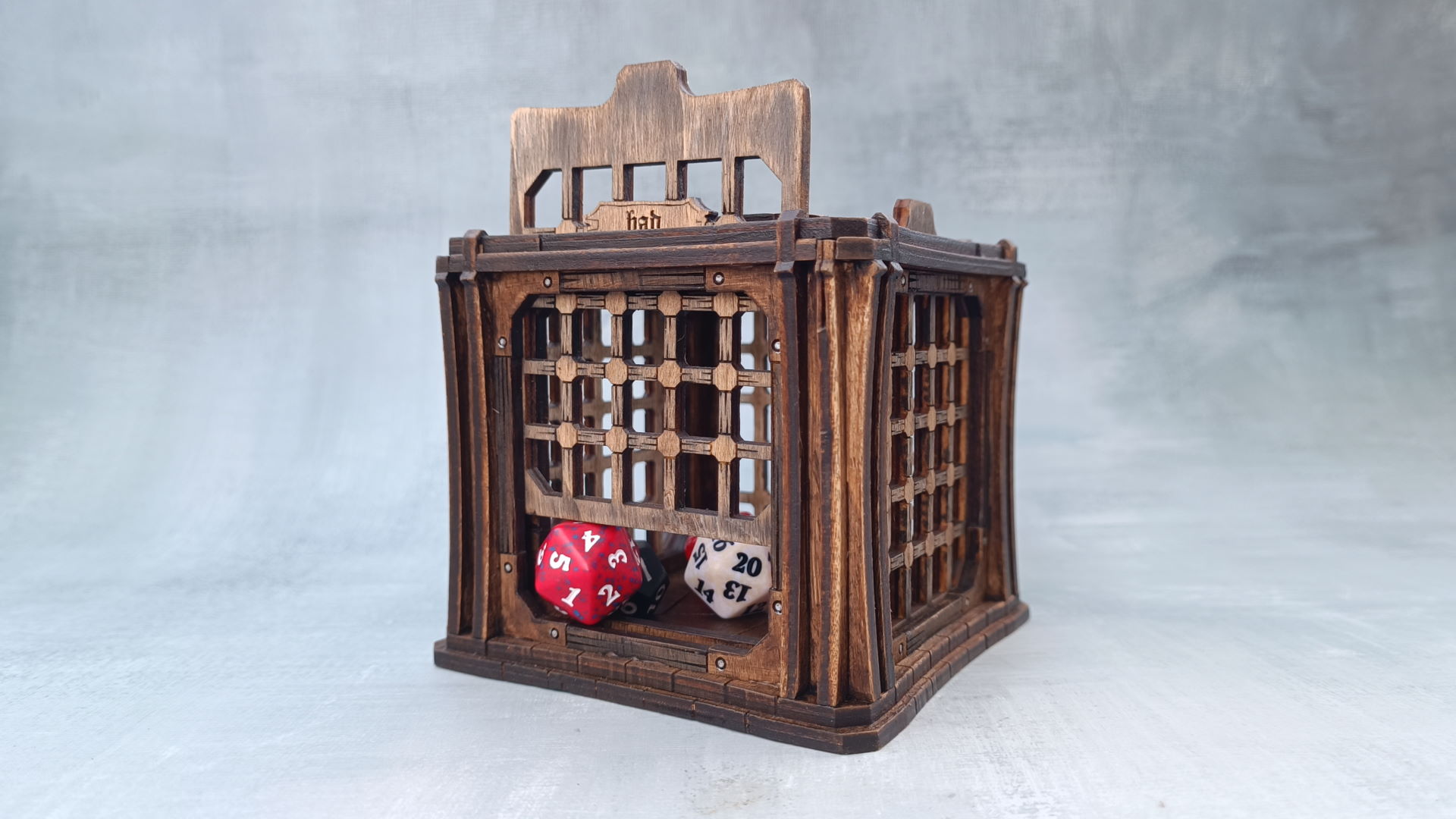 00176_scr_07 Dice jail 00176