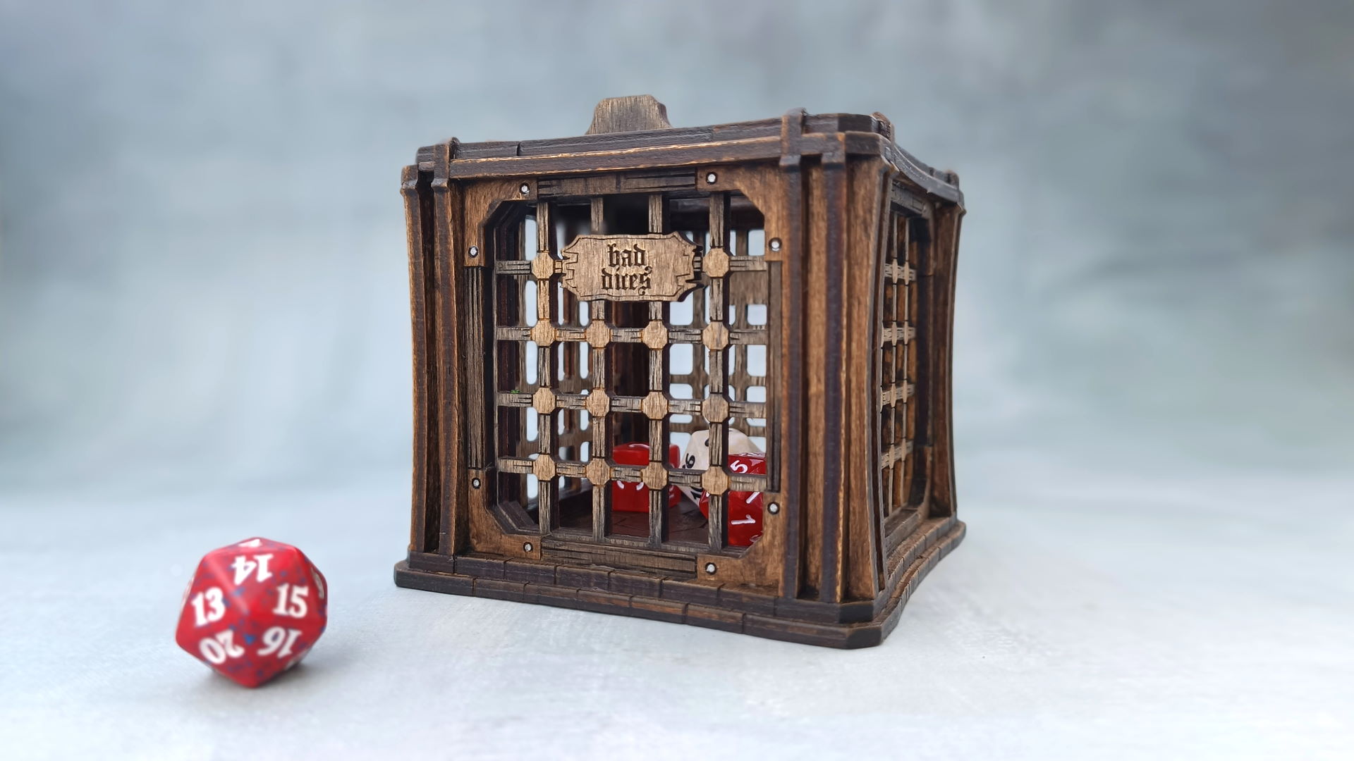 00176_scr_10 Dice jail 00176