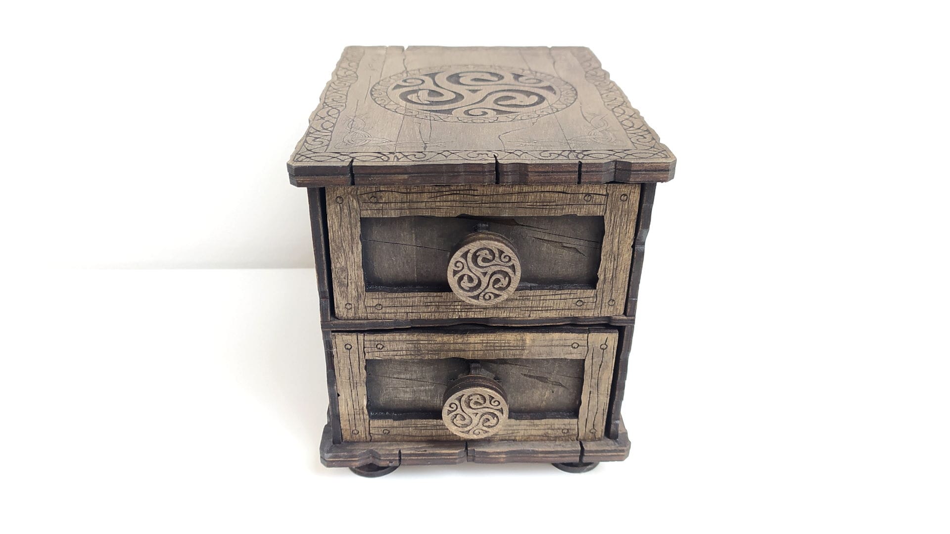 00194_scr_03 Chest of drawers 00194