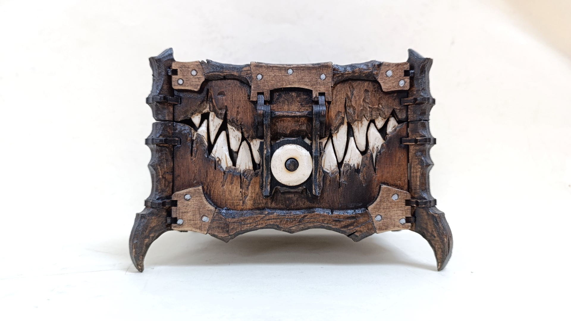 00199_7 Mimic chest 00199