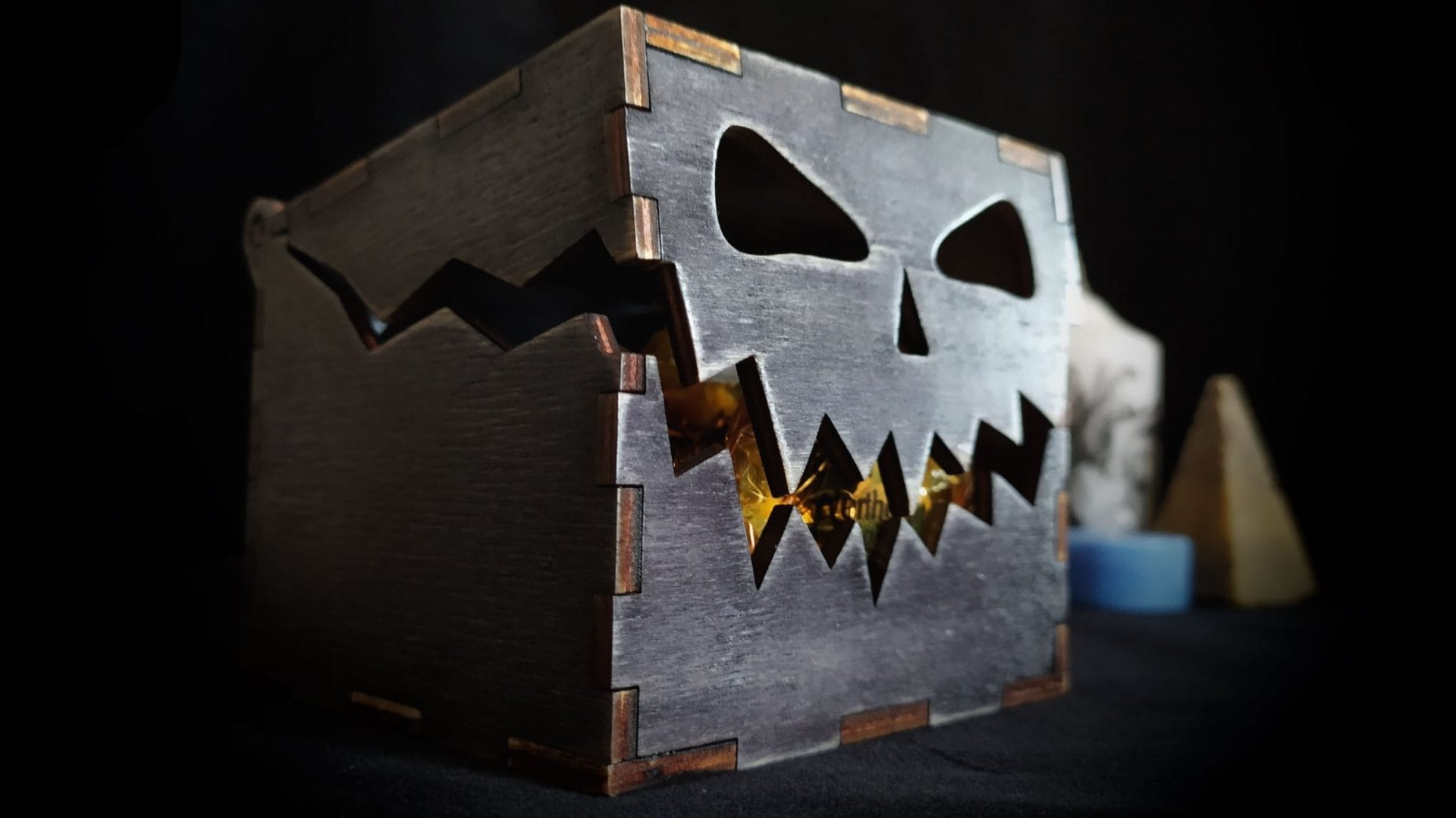 Halloween box 00021
