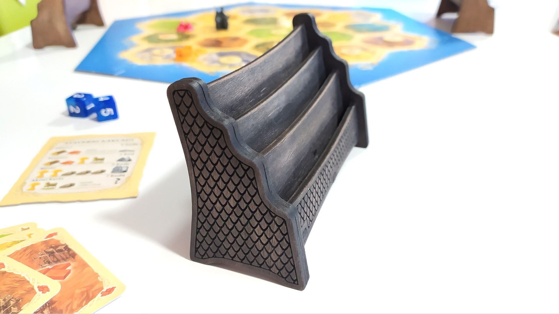 00097_scr5 Card holder 00097
