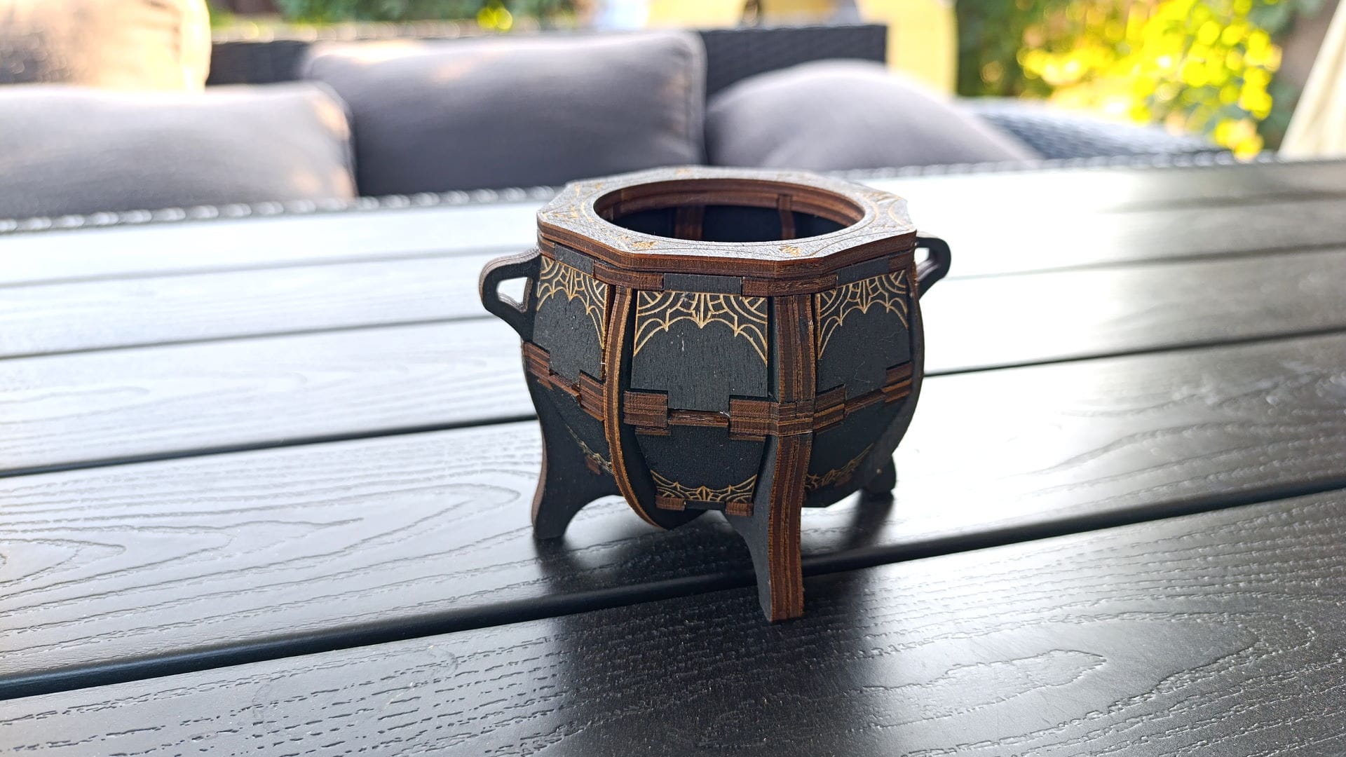 00218_scr_2 Witch's cauldron 00218