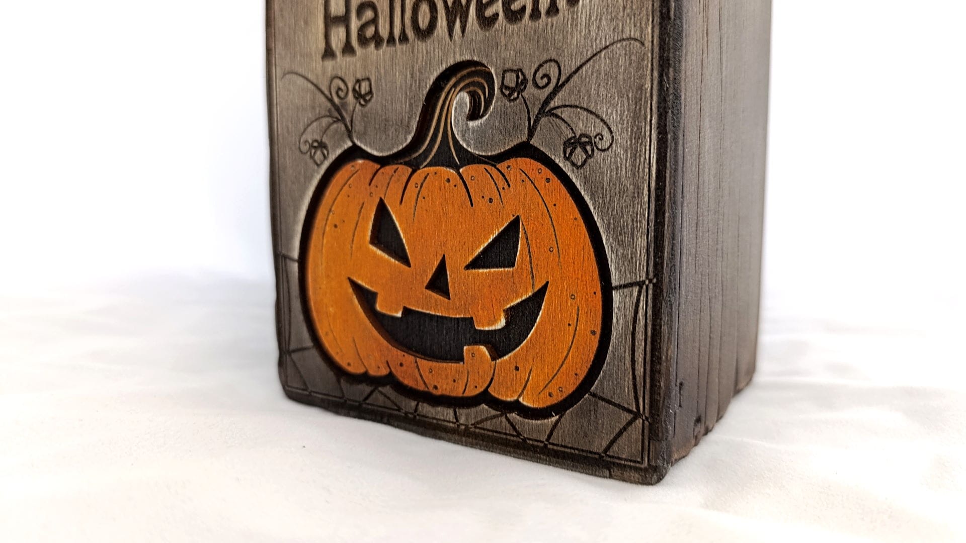 00219_scr2 Halloween box 00219