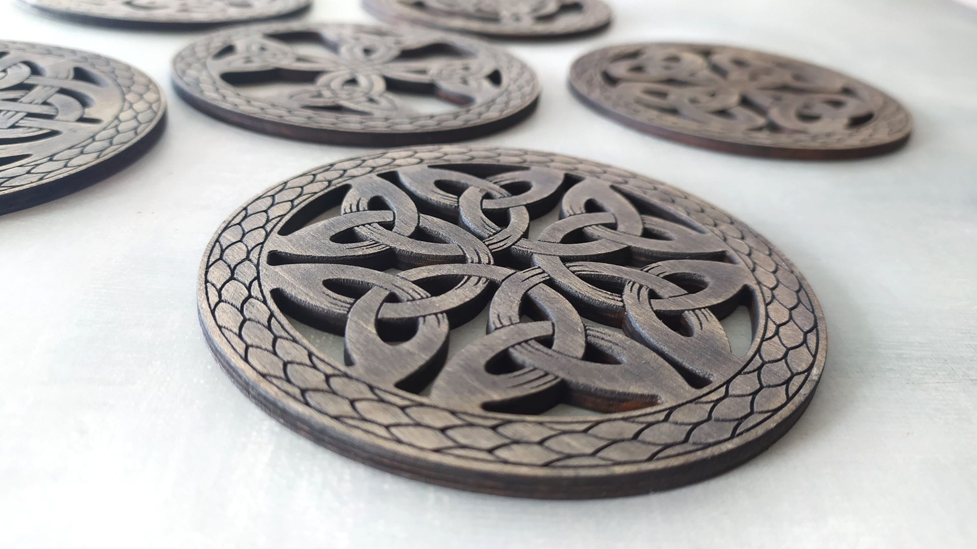 L0002_scr9 Coasters Set L0002