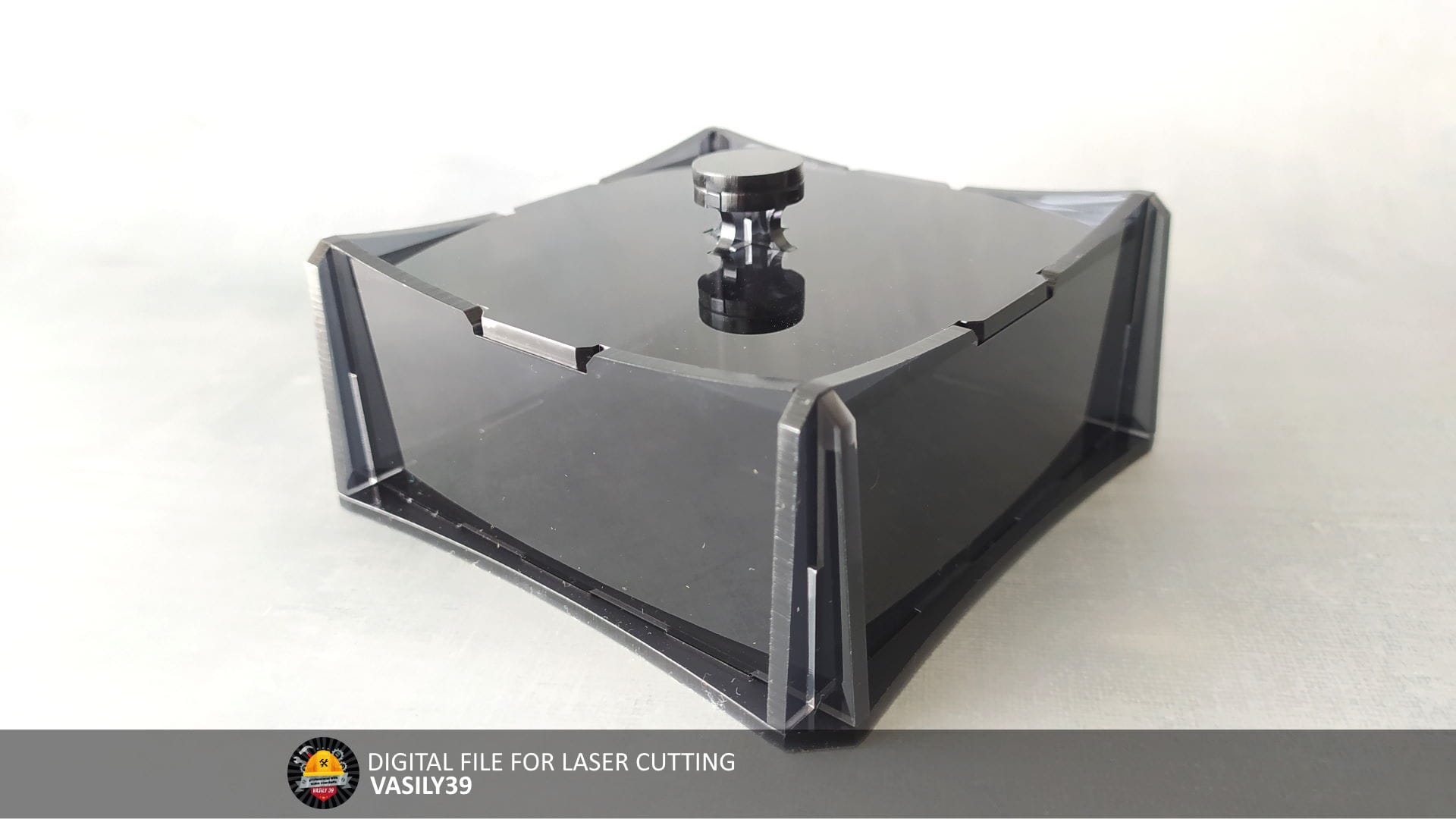 Simple box L0008