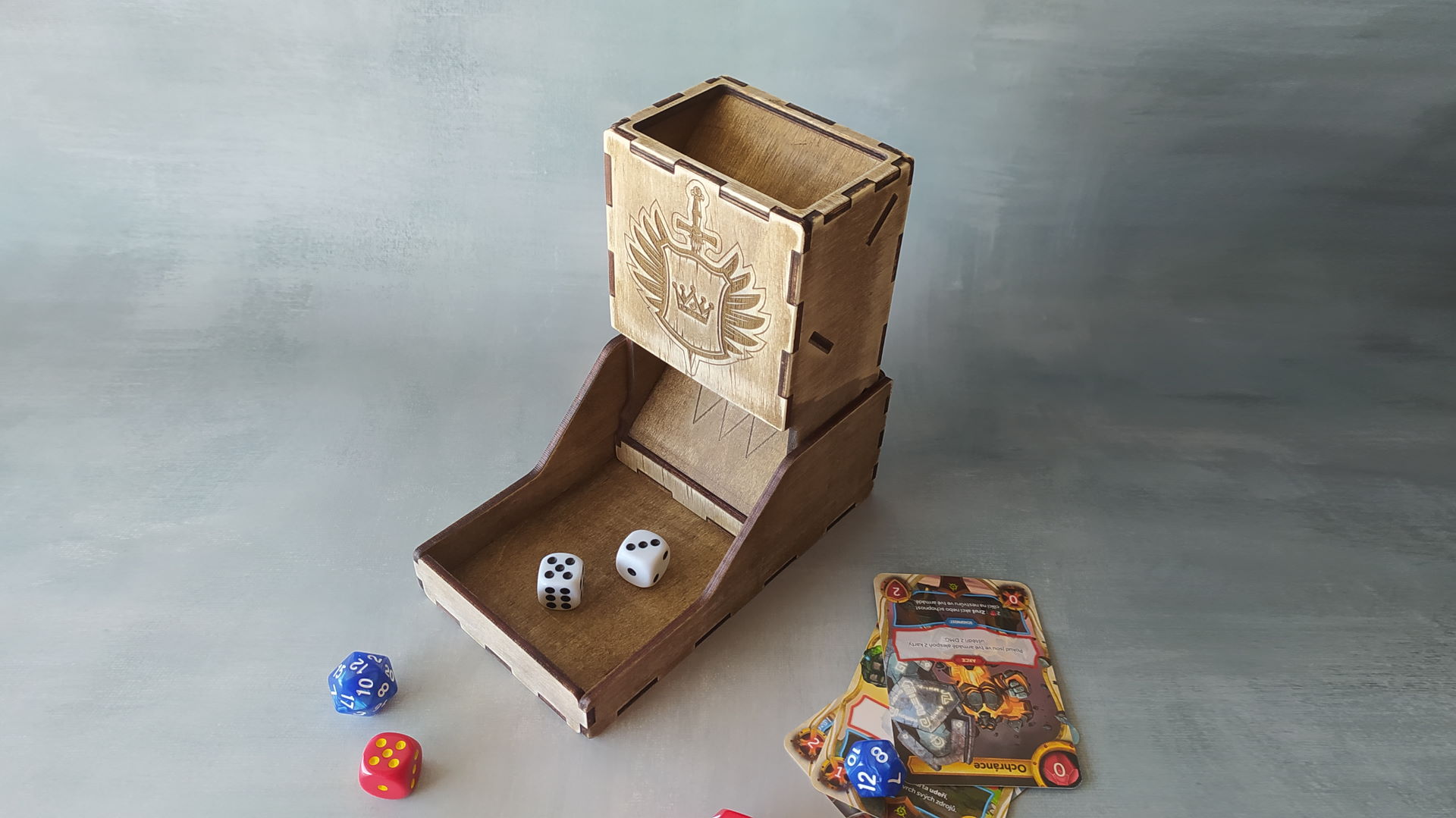 00051_10 Folding dice tower 00051