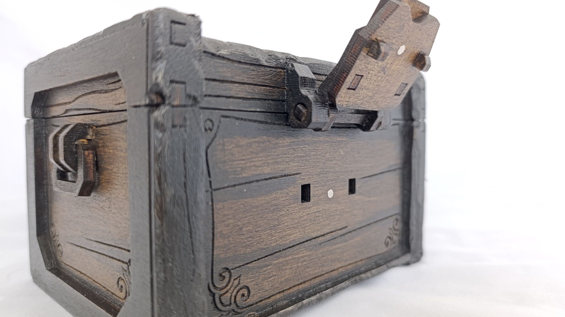 00223_scr7 Treasure chest 00223
