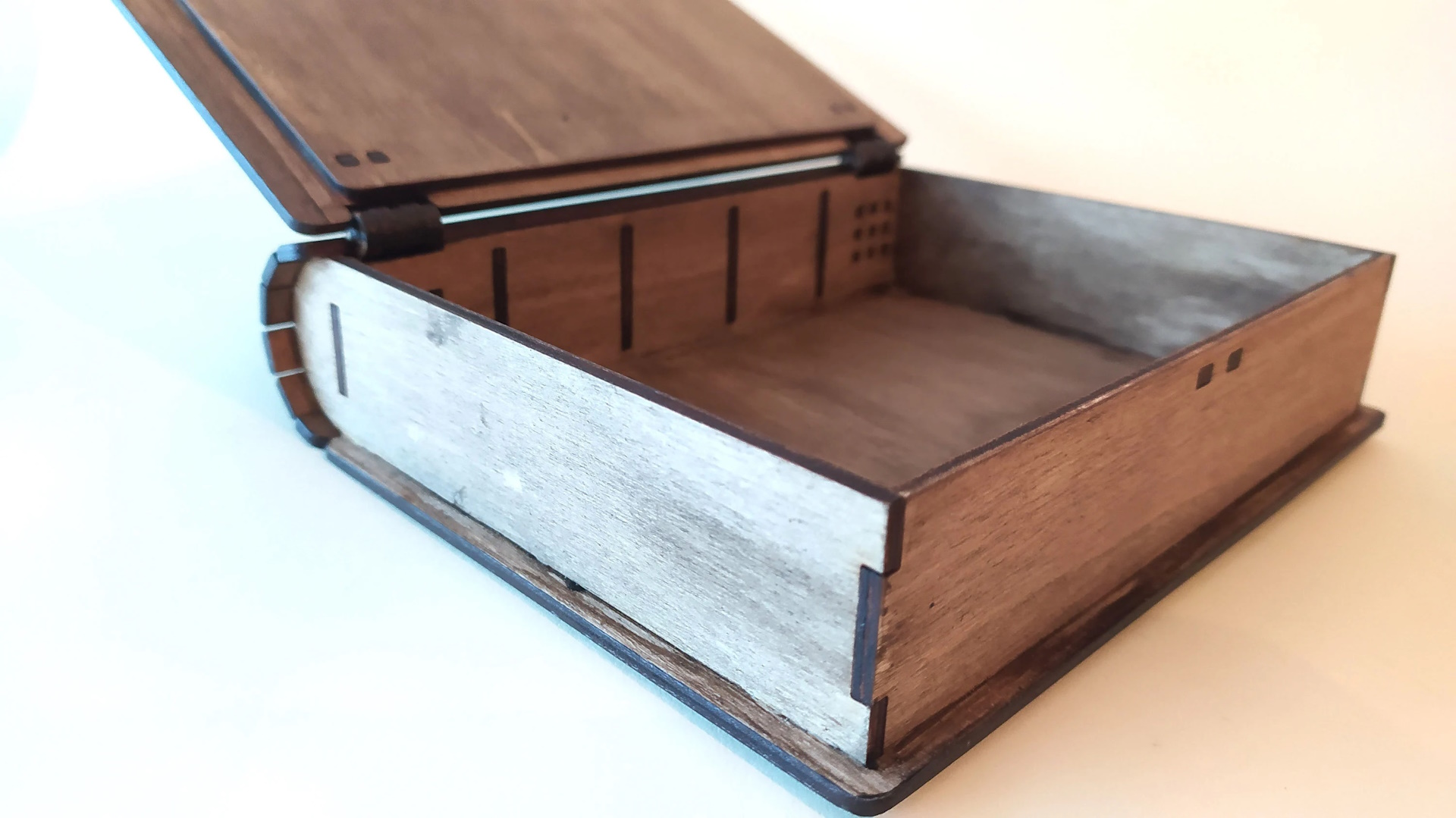 00068_scr3 Book box 00068