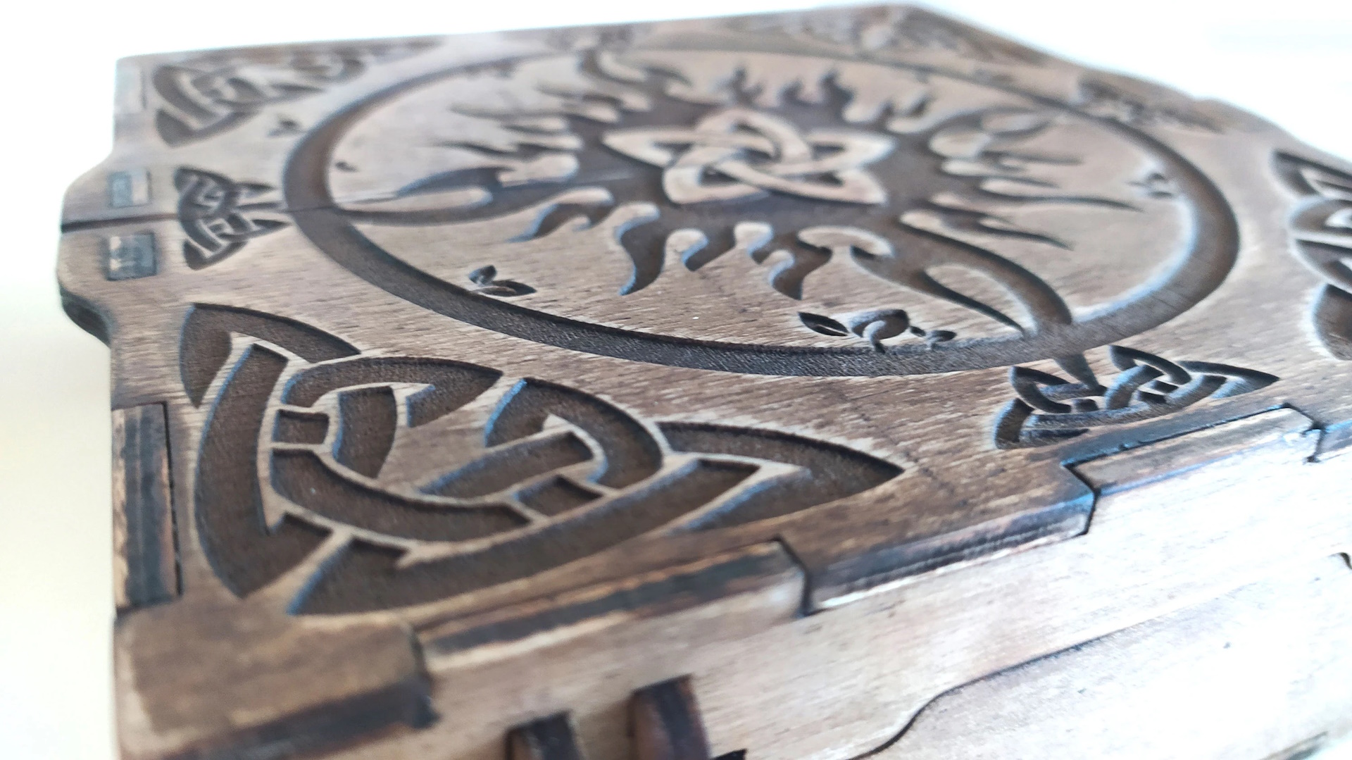 00079_scr5 Magic box 00079