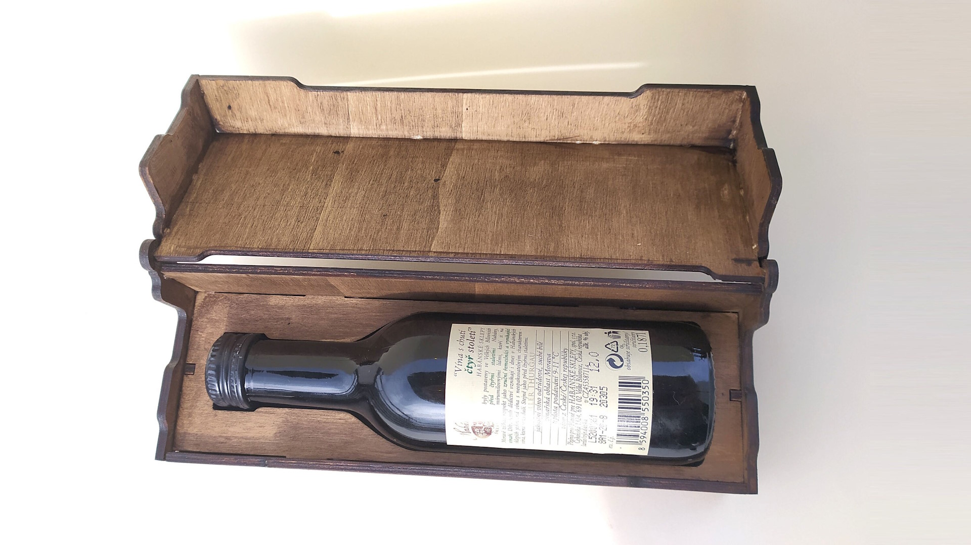 00085_scr8 Wine box 187ml 00083