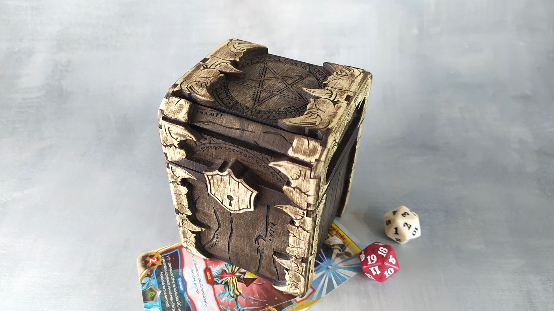 00126_scr13 Card storage box 00126