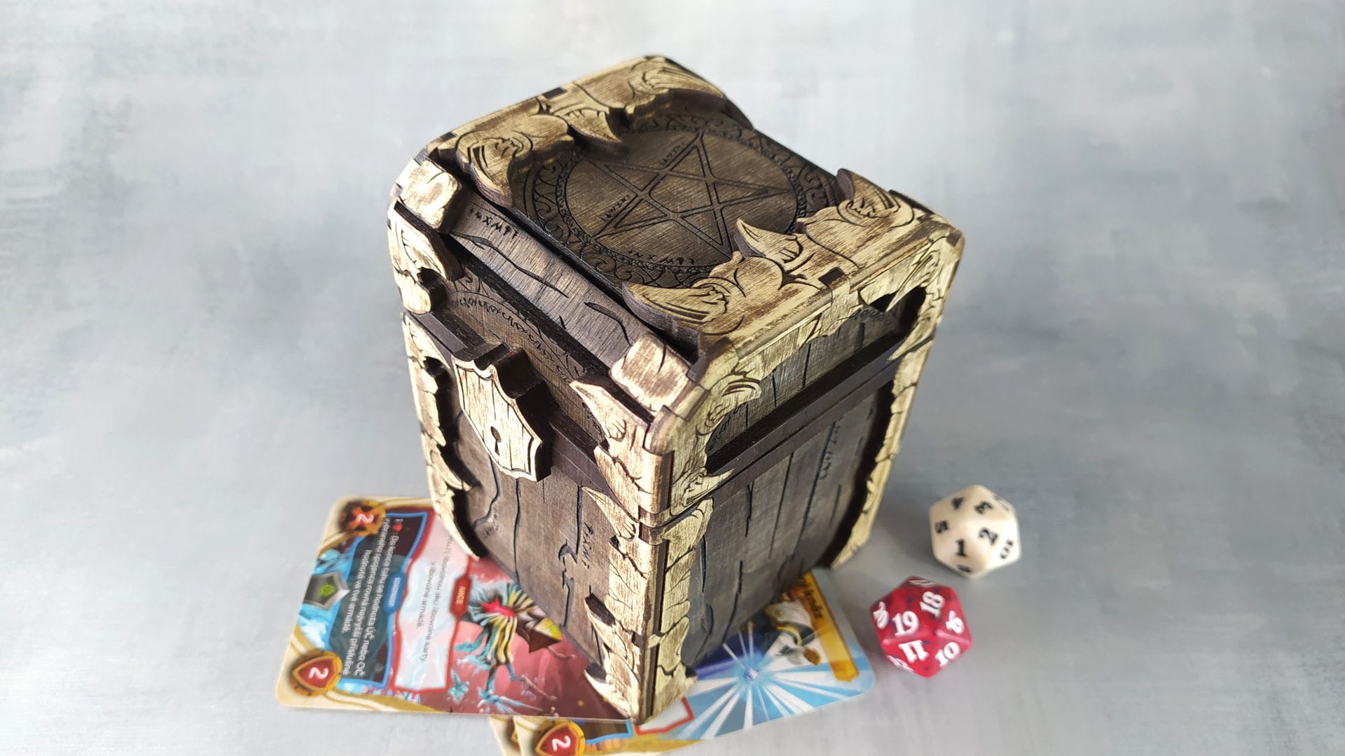 00126_scr14 Card storage box 00126