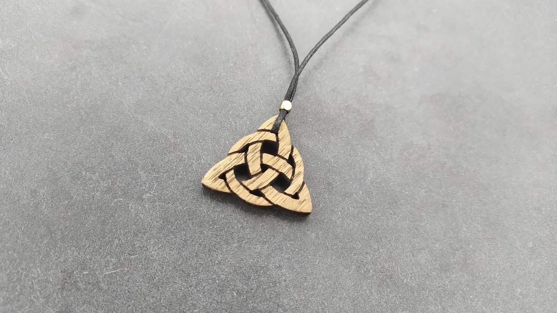 10122025_3 Celtic knots 10122025
