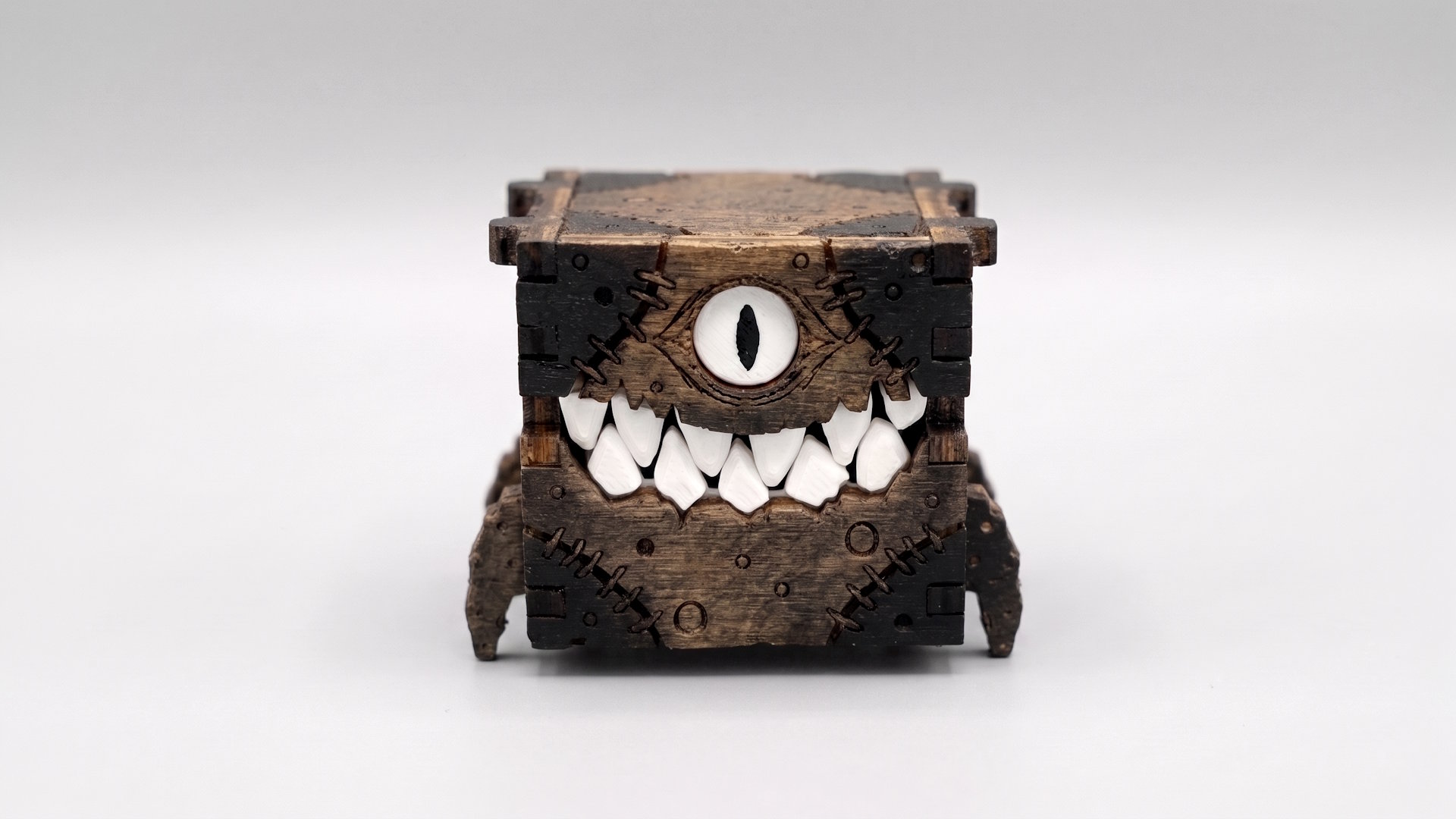 00294_1 Mini mimic chest 00294