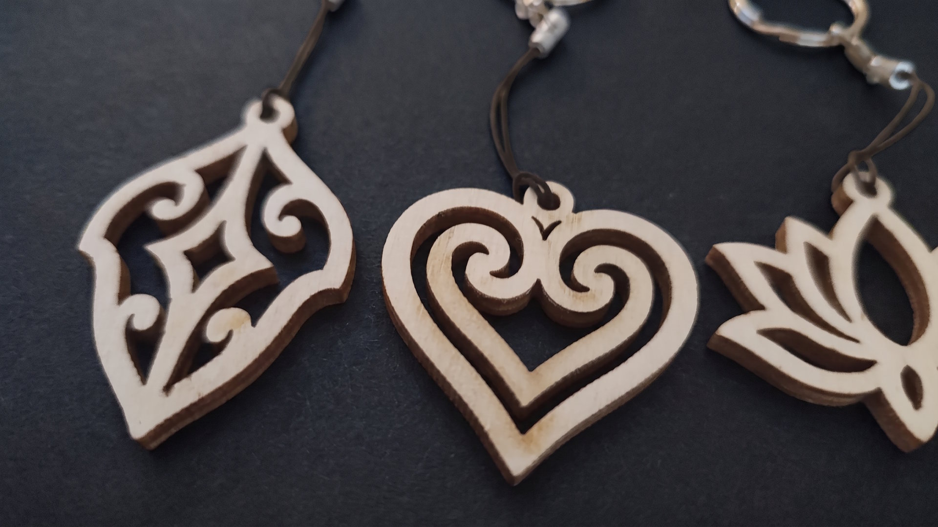 Pendants and Keychains Set 00299