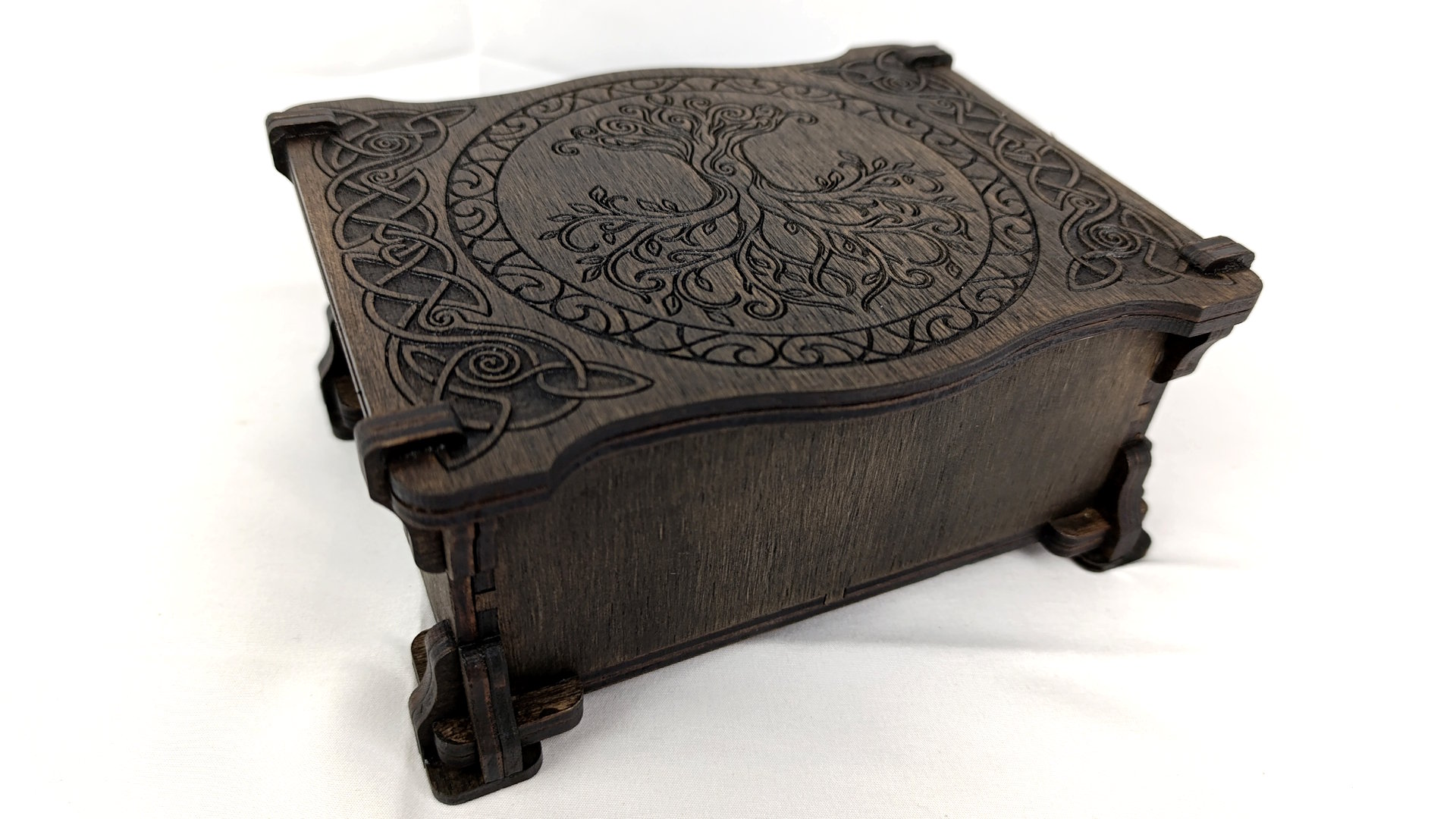 Chest of drawers 00301